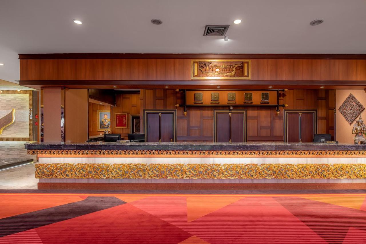 Alexander Hotel Бангкок Экстерьер фото