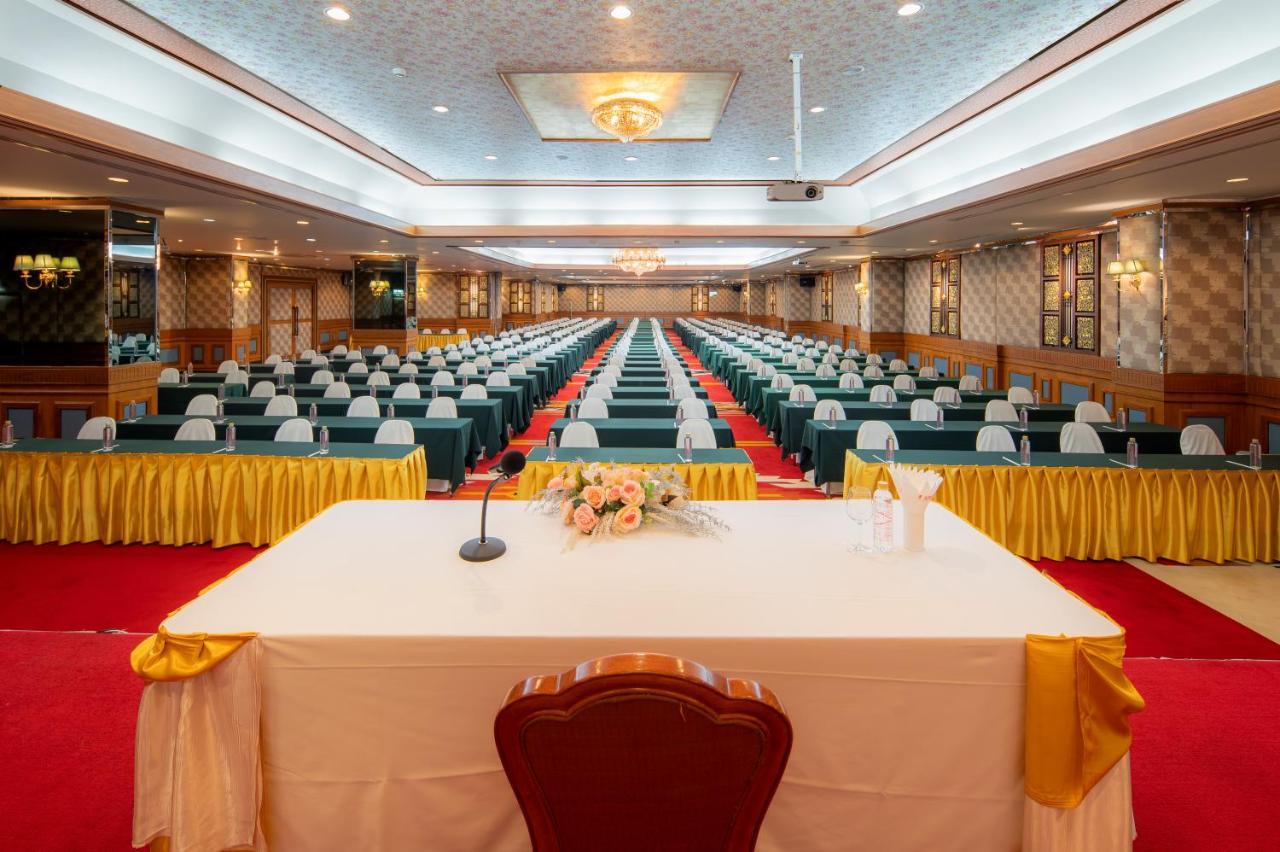 Alexander Hotel Бангкок Экстерьер фото