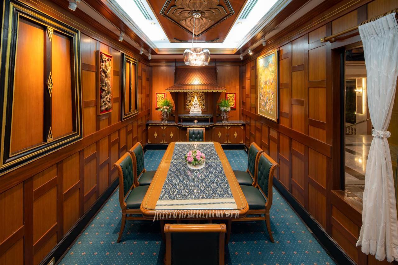 Alexander Hotel Бангкок Экстерьер фото
