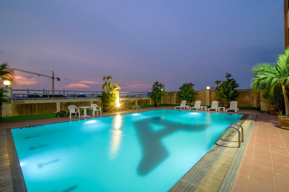 Alexander Hotel Бангкок Экстерьер фото