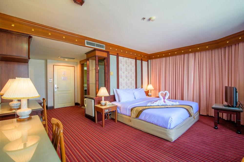 Alexander Hotel Бангкок Экстерьер фото