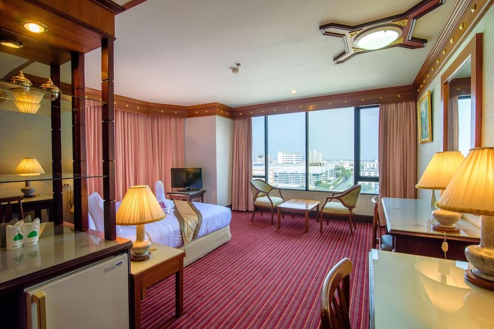 Alexander Hotel Бангкок Экстерьер фото