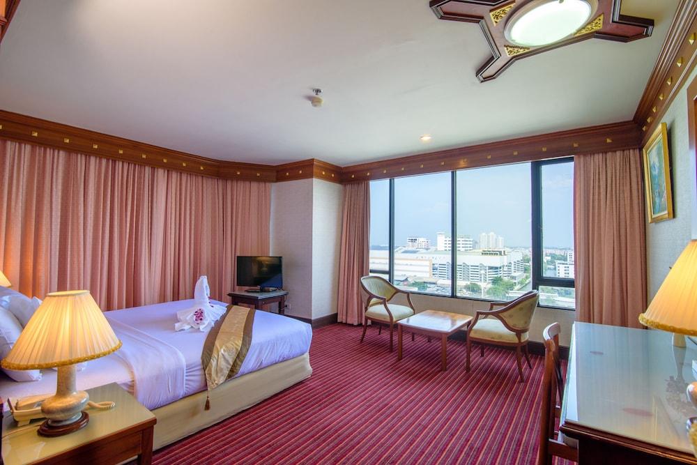 Alexander Hotel Бангкок Экстерьер фото